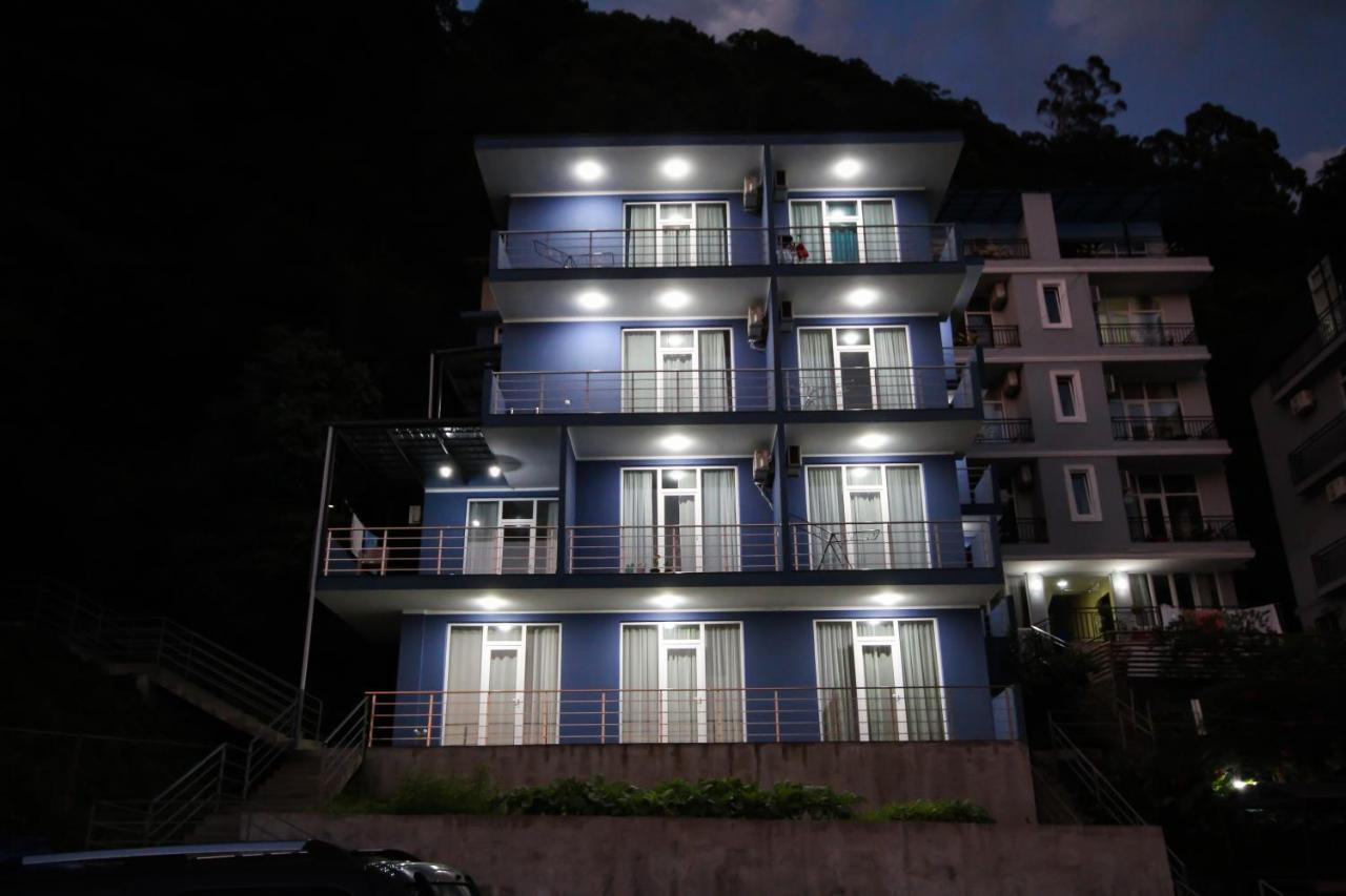 Guest House 99 Batumi Exterior photo