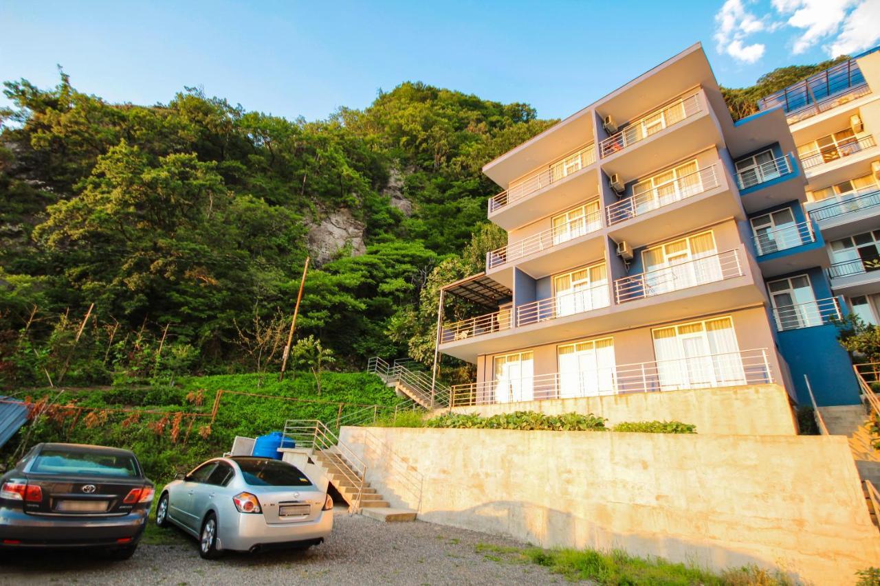 Guest House 99 Batumi Exterior photo