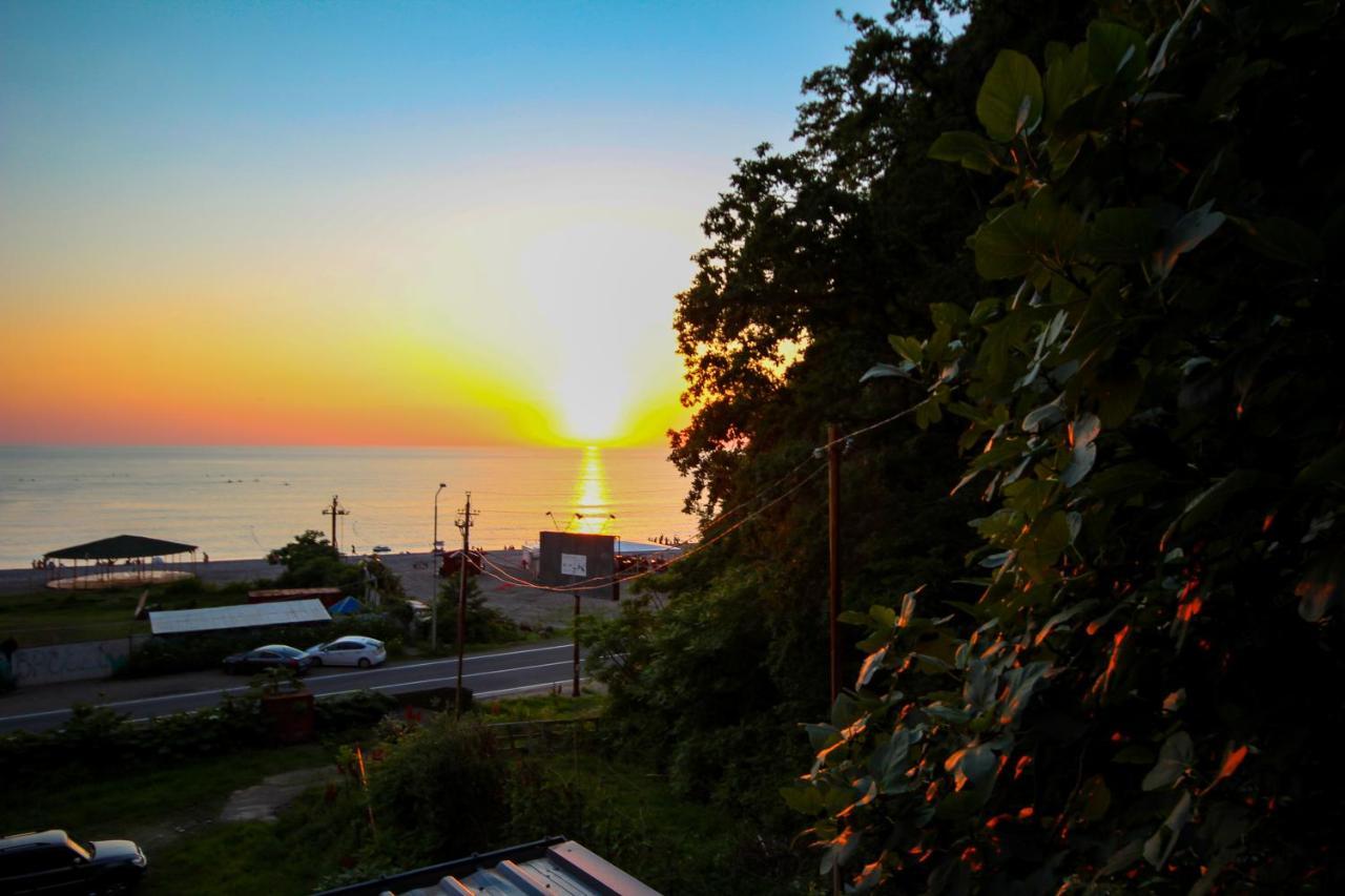 Guest House 99 Batumi Exterior photo