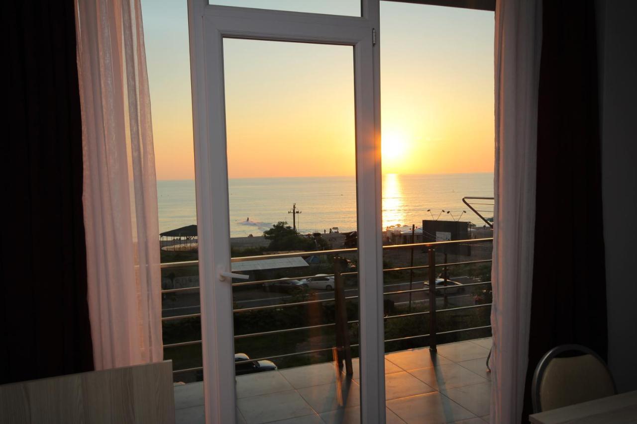 Guest House 99 Batumi Exterior photo