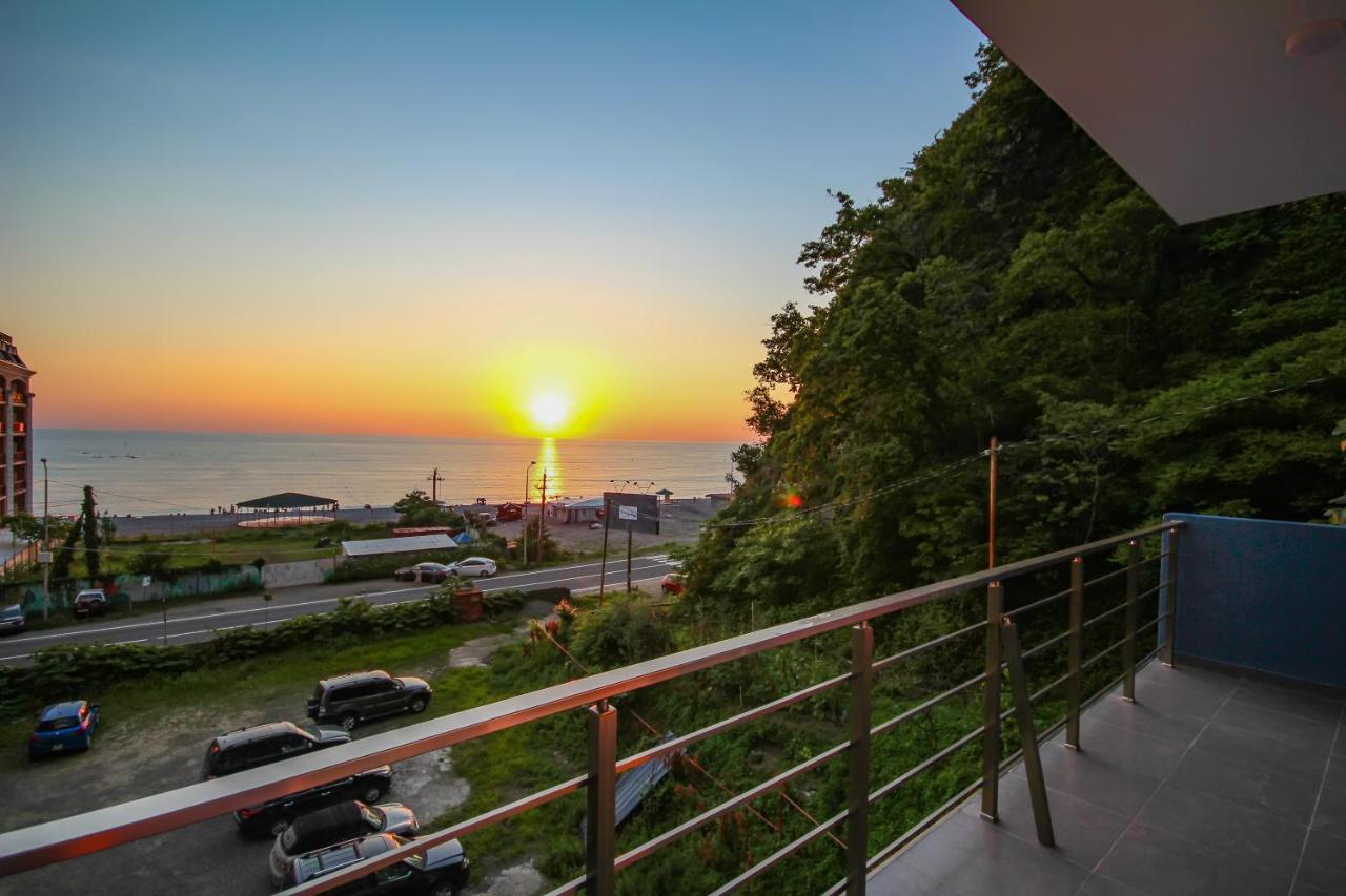 Guest House 99 Batumi Exterior photo
