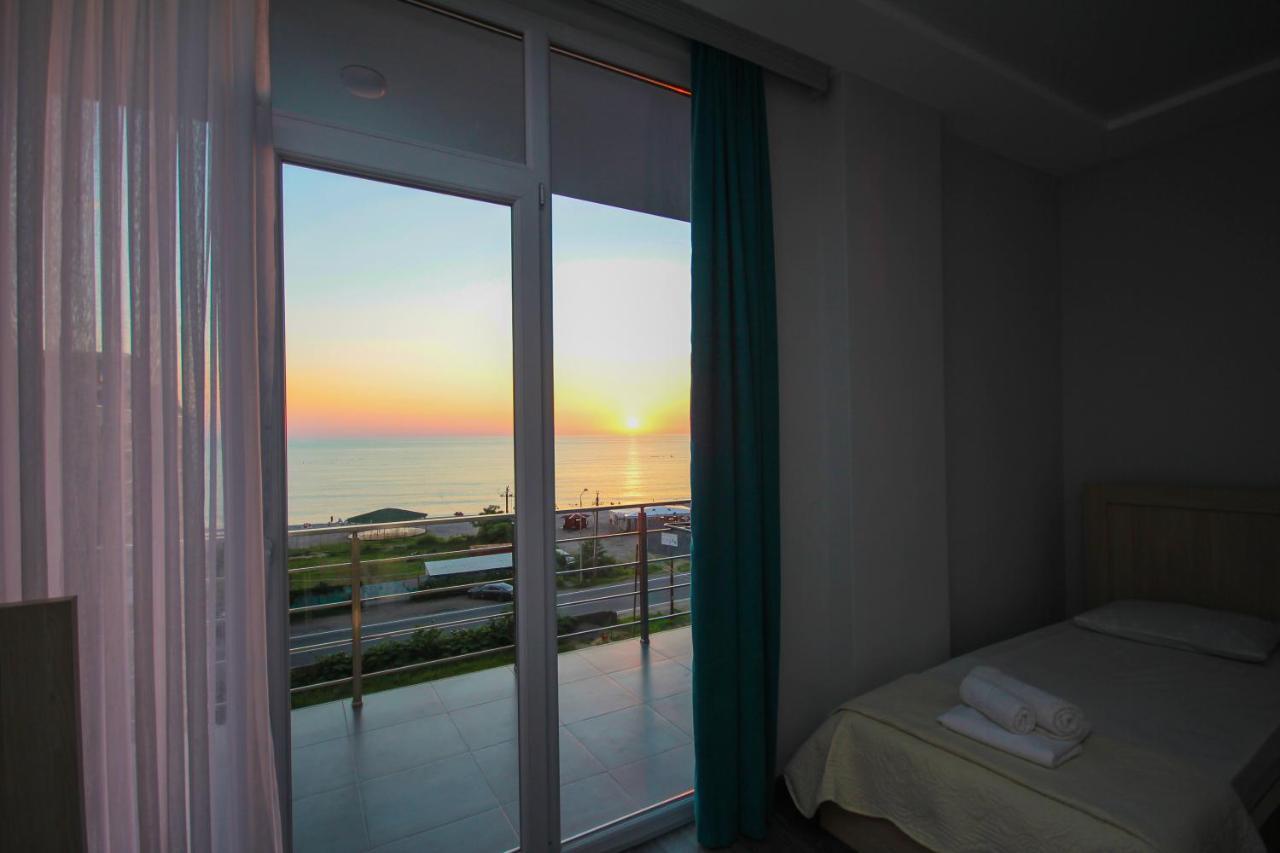 Guest House 99 Batumi Exterior photo